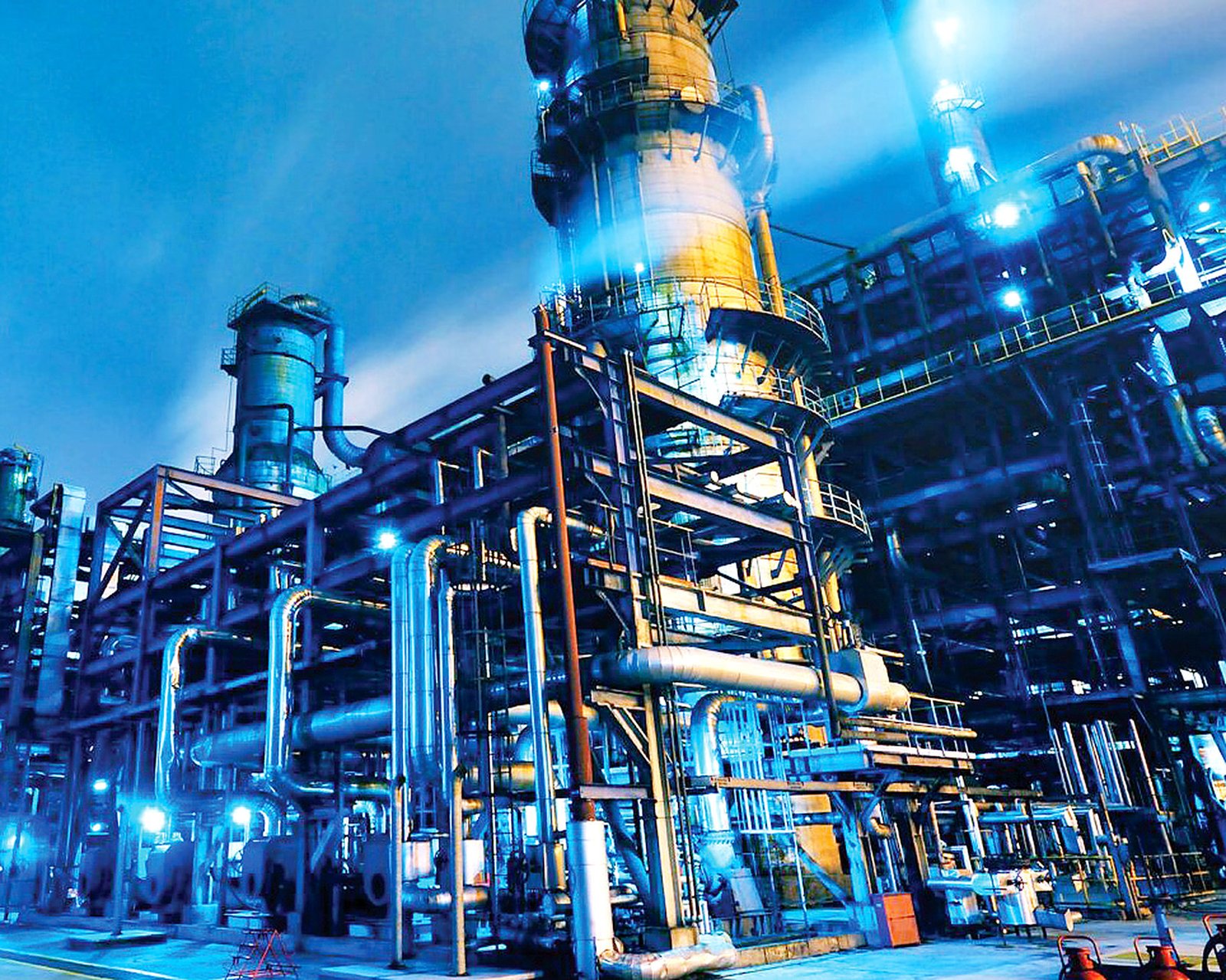 Oil and gas production facility